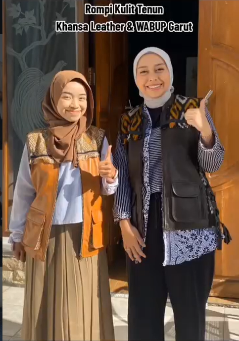 Khansa leather - Rompi Kulit Kombinasi Kain Tenun Multifungsi 