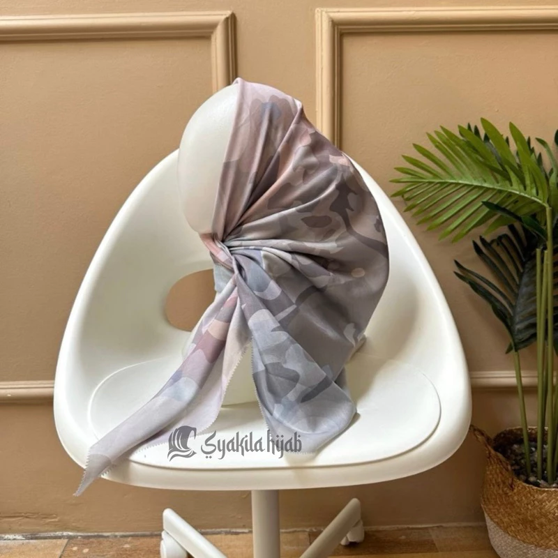 Kerudung Segi Empat Voal Motif - syakilaa fashion